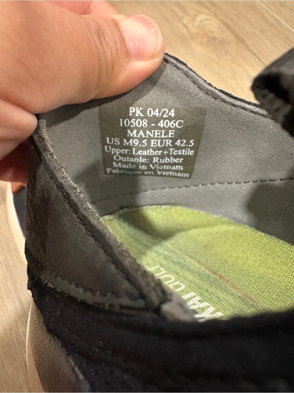 Men's OluKai Manele Breathable Golf Shoes Sneakers Black size US 9.5 EU 42.5